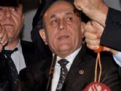 'Yumurta saldırısından sonra saçım çıktı'