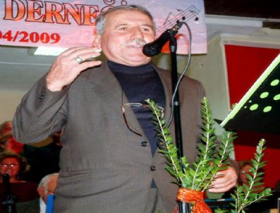 OSMAN ÇAKIR - Bakkal Şarkıcı Takdir Topladı