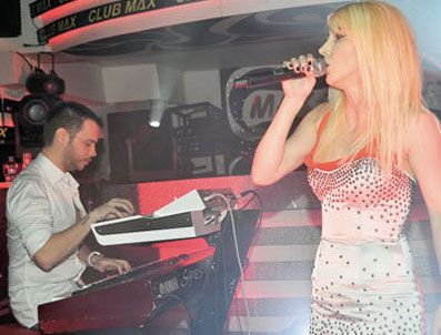 Hande Yener 'Para olmadan asla'