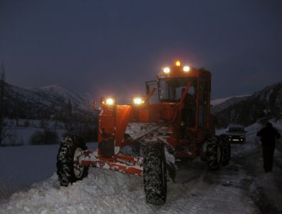 BOĞAZKÖY - Yolu Kapanan Gölcük Boğaz Köyüne Ulaşım Sağlanamadı