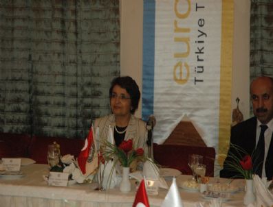 BIYOKIMYA - Eğitimde Başarı Kaliteli Yaşam Ve Yaşamı Kolaylaştırmak İçin Sürekli Eğitim