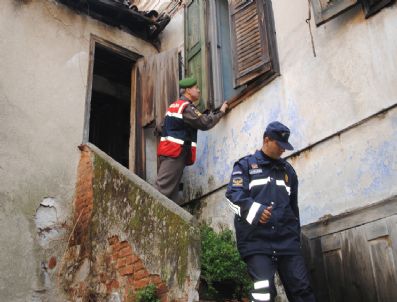 KARYA - Kral Mezarı Çevresinde Operasyonlar Sürüyor