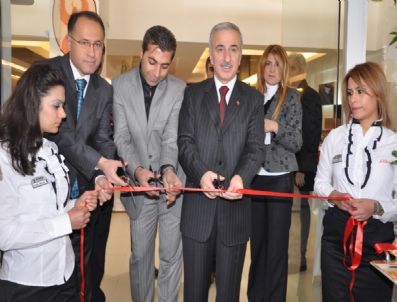 CAFER YıLMAZ - Anka Restoranı Vali Kamçı Açtı