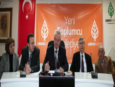 BÜLENT TANIK - Başkan Tanık 'Kent Ve Tarım Projesi'ni Tanıttı