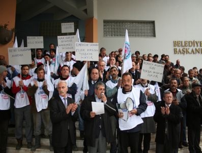 KÖLELIK - Belediye İş'ten Torba Yasasına 'Hayır' Eylemi