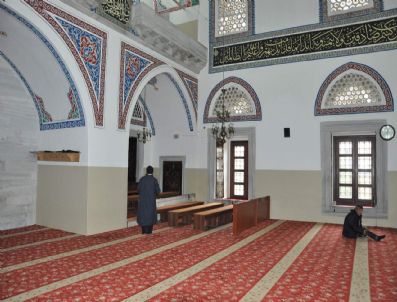 Mimar Sinan'ın Kemikleri Sızlatan Koltuklar