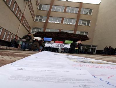 WIKILEAKS - Öğrenciler Soruşturma Evraklarından Halı Yaptı