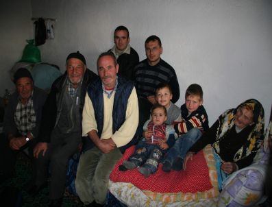 (özel Haber) Asırlık Nine Doktor Yüzü Görmedi