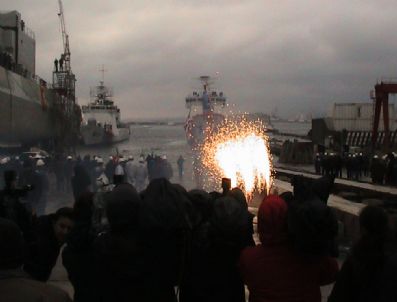 MURAD BAYAR - 'Tcsg Güven' Denize İndirildi