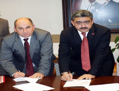 KALAFAT - Nazilli Belediyesi'nde Sendika Sözleşmesi Yenilendi