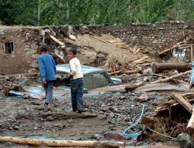 ORHAN BALCı - Havran'da Sel Mağdurlarına Devlet Desteği