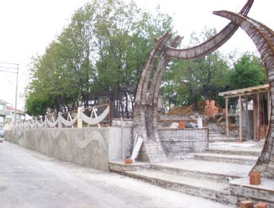 ALI BEKTAŞ - Fatih Sitesine Modern Park Yapılıyor