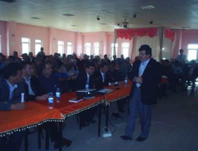 MUSTAFA KALAYCI - Karaman Beldesinde Çiftçi Toplantısı