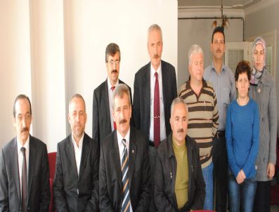 TÜRK İŞ - Türk İş Düzce İl Temsilciliği Yeni Yönetimi Basın İle Bir Araya Geldi