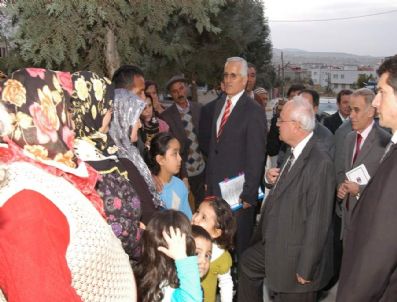 ATILLA ÇıNAR - Vali Erkmen'den Aktepe Mahallesi Sakinlerine Ziyaret