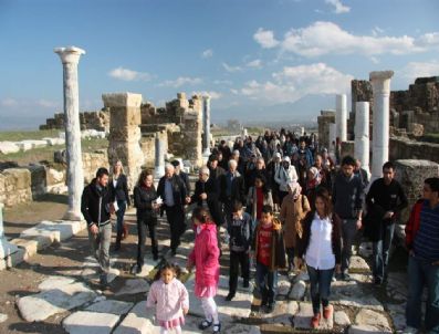 LAODIKYA - Denizli Belediyesi'nden Şehir Turu
