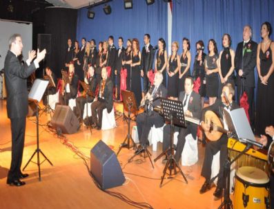 VUSLAT - Marmaris'te Vuslat 11 İle Sanat Konseri