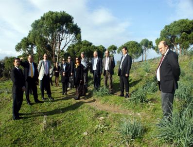 KADIR MUTLU - Polis Okulu İçin Gidildi, Hastane Yapılmasına Karar Verildi