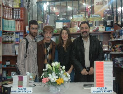 AHMET ÜMIT - Yazarlar Bornova'da Buluştu