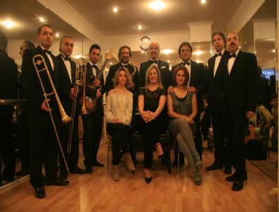 TUĞBA ÖZERK - Konak Yeni Yılı Konserler İle Karşılıyor