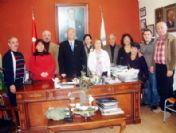 Hayvanseverlere Başkan Desteği