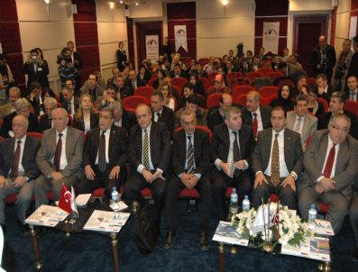 HALIL ÇOMAKTEKIN - 'İşsizliği Önlemenin Sihirli Değneği Yok'