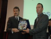 Trabzon'da Vergi Rekortmenlerine Plaketle Ödüllendirildi