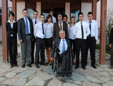 SAPLANTı - Dünya Engelliler Derneği Başkanı Ali Karaibrahimoğlu:'dünya Engellileri Ege'de Tatil Yapsın'