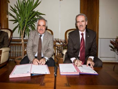 YILDIRIM BAYEZİD - Selatin Camileri Büyükşehir Koruyacak