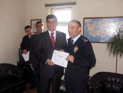 İBRAHIM ÇELIK - Horasan Polisi'ne Takdirname
