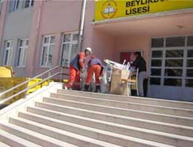 CAHIT ZARIFOĞLU - Lise Müdüründen şaşırtan gürültü operasyonu