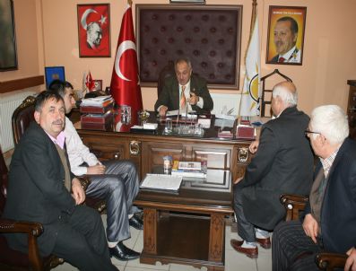 CELAL ERBAY - Milletvekili Erbay, Vatandaşa Merhem Olmaya Çalışıyor