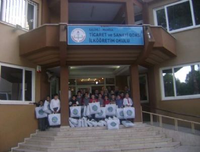 ADALA - Salihli Tso'dan 400 Öğrenciye Mont Yardımı