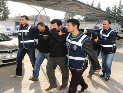 TEM OTOYOLU - Adana'da Uyuşturucu Operasyonu
