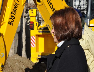 BOSTANIÇI - Başkan Ergüneş Altyapı Çalışmalarını Denetledi