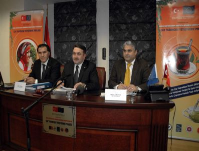 RIZE TICARET BORSASı - Çay Tadarak Para Kazanacaklar