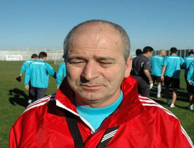 ÇETIN SÜMER - Diyarbakırspor'da Korukır İle İpler Kopuyor