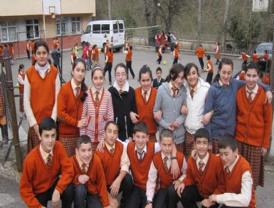 ÇALDAĞ - Giresun'da Düzenlenen Seviye Belirleme Sınavında Köy Okulu 2. Oldu