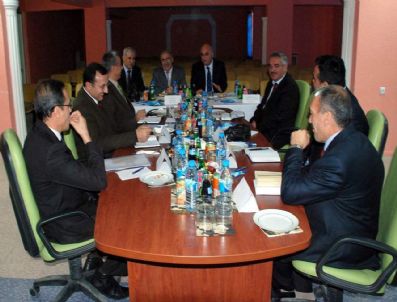 RECAI KARAL - Milli Eğitim Müdürleri Samsat İlçesinde Toplandı