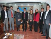 Abd Büyükelçiliği Yetkilisi Berna Keen Eskişehir Ak Parti İl Teşkilatını Ziyaret Etti