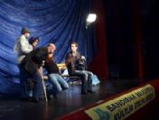 Bandırma'da Engelliler Günü İçin Tiyatro Oyunu Sahnelendi