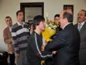 Engellilerden Başkan Gümrükçüoğlu'na Ziyaret