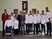Vali Muşmal: 'Türkiye'deki Engelli Sayısı Bulgaristan'ın Nüfusundan Fazla'