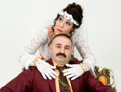 ŞAFAK SEZER - Türk malı yeni bölümlerle devam edecek