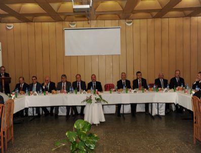 HALUK SAYGı - Vali Kocatepe'ye Veda Yemeği