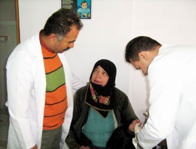 ÇOBAN ATEŞI - Belediye Tabibinden Halka Sağlık Taraması
