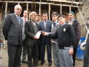 Evi Yanan Aileye Öğrencilerden Yardım