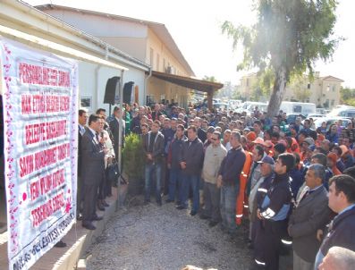 GENEL İŞ SENDIKASı - Milas Belediyesi Çalışanları Yeni Yıl Hediyelerini Başkan Tokat'tan Aldı