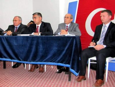 RAMAZAN FANI - Erciş Kaymakamı Ramazan Fani'den Eğitim Toplantısı