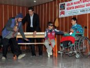 Çelikhan'da Engelliler Derneği Gece Düzenledi